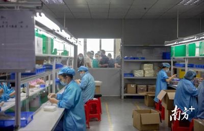 潮流之都在行动 东莞举办“冰墩墩”IP全产业链探营活动